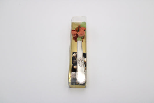 Knife Handle Magnet Vase