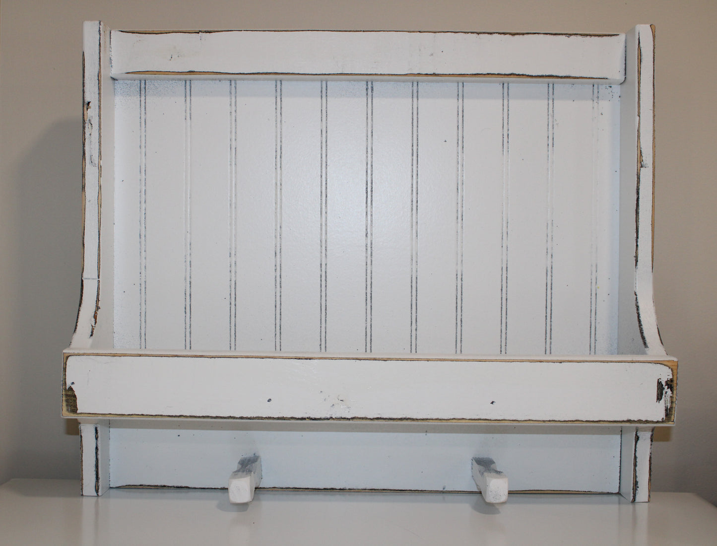 Two Peg Shelf Rack Wall Accent