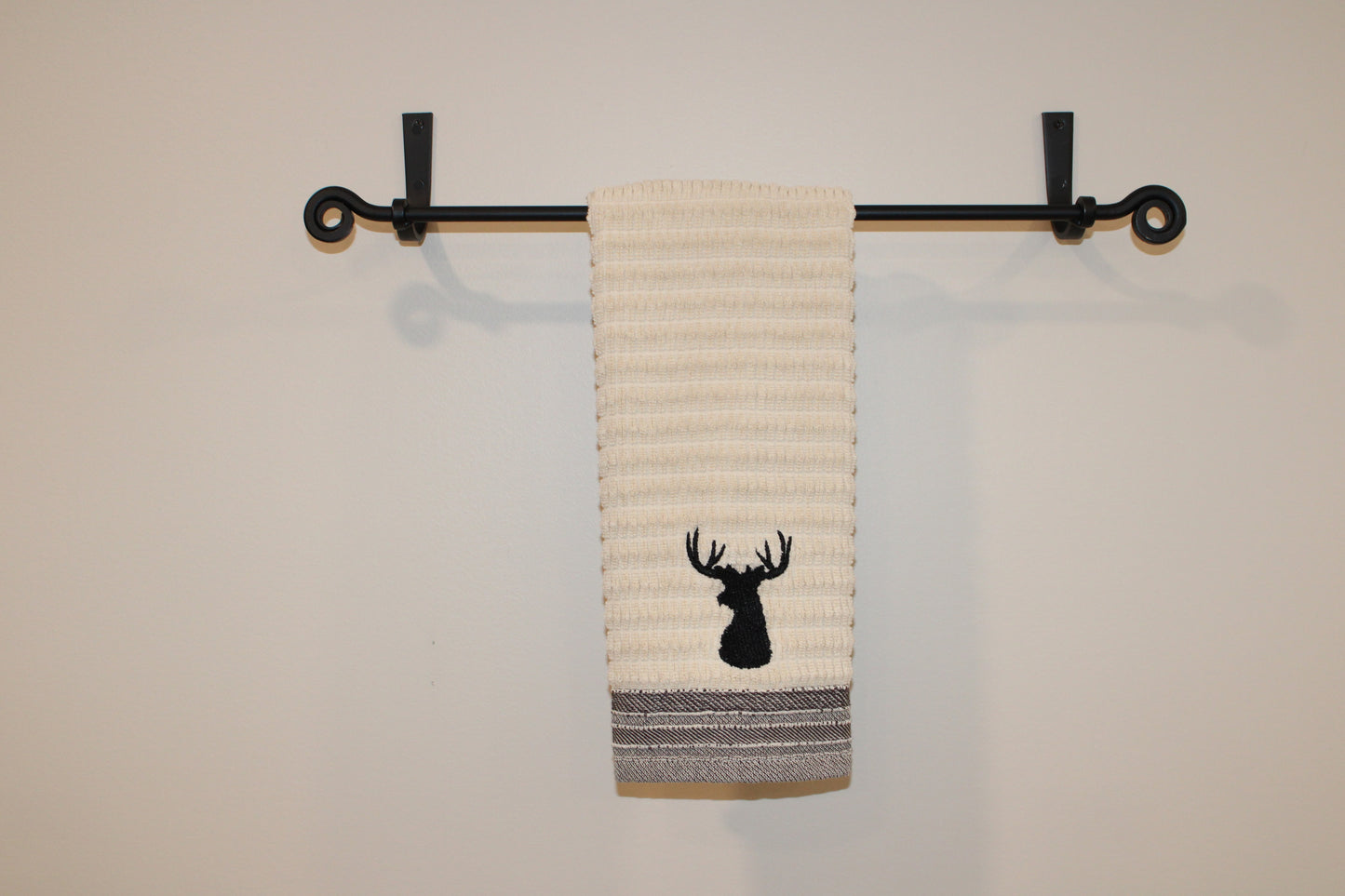 Wrought Iron Towel Rod with Scroll Design 28"