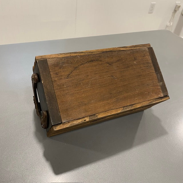 Horseshoe Handle Wood Box
