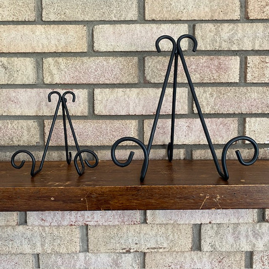 Iron Easel Stand Scroll Design Medium