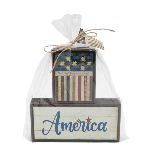 Shelf Sitter "America" Solid Wood Block Print Gift Set