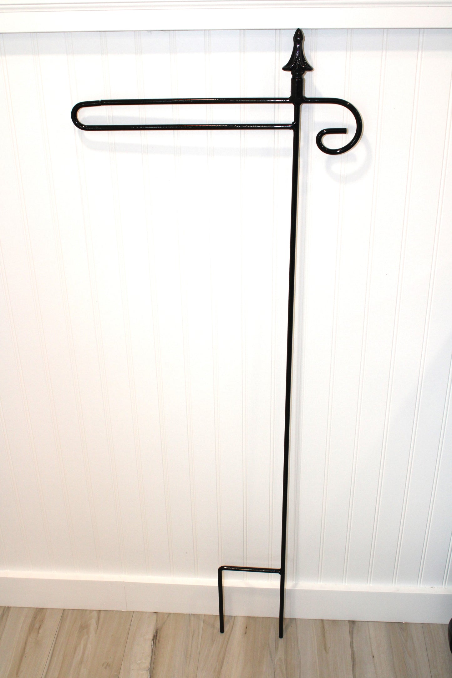 Garden Flag Stand Holder Spear Top with Closed Finial