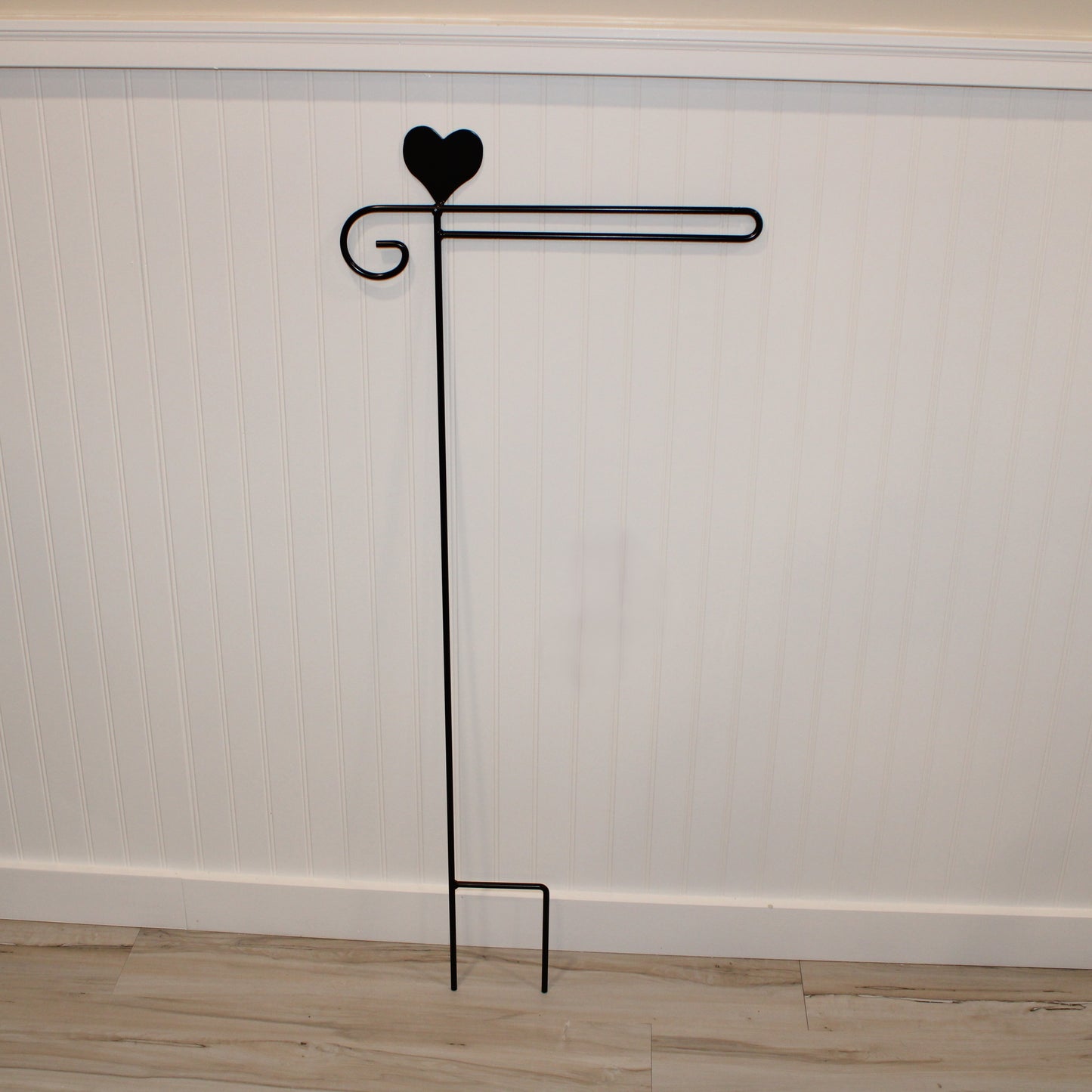 Wrought Iron Garden Flag Stand with Heart Top