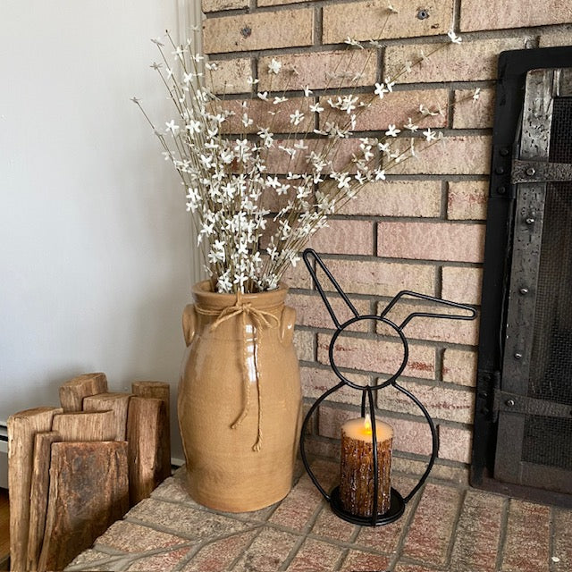 Iron 3D Bunny Pillar candle Holder