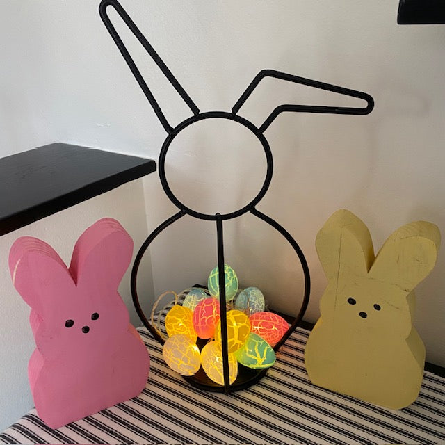 Iron 3D Bunny Pillar candle Holder