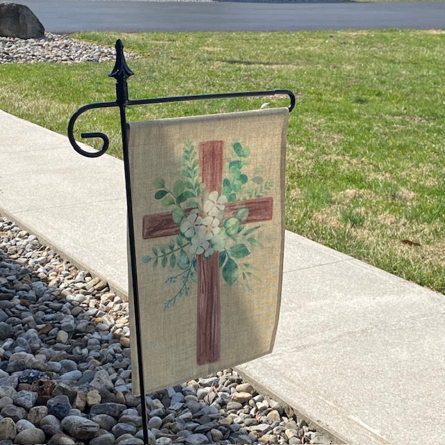 Wrought Iron Garden Flag Stand Finial Top with Closed Holder