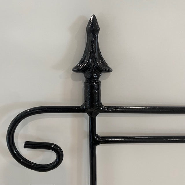 Wrought Iron Garden Flag Stand Finial Top with Closed Holder