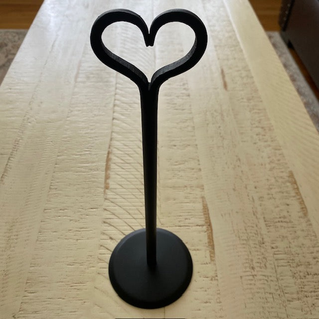 Wrought Iron Paper Towel Holder with Heart Top