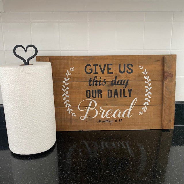 Wrought Iron Paper Towel Holder with Heart Top