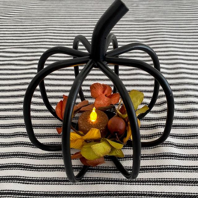 Wrought Iron 3D Pumpkin Tea Light Holder