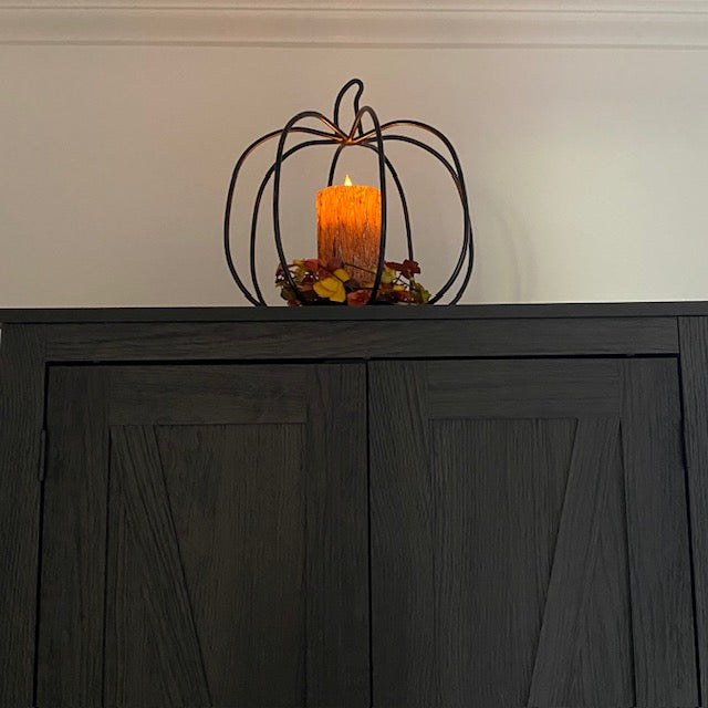 Wrought Iron 3D Pumpkin Pillar Candle Holder