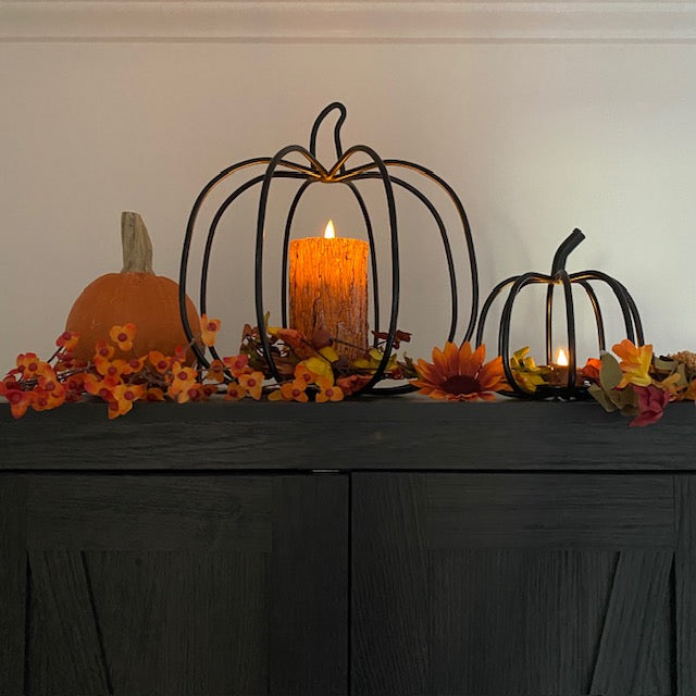 Wrought Iron 3D Pumpkin Pillar Candle Holder