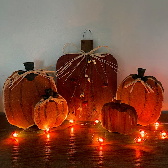 Primitive Pip Berry Wood Pumpkin