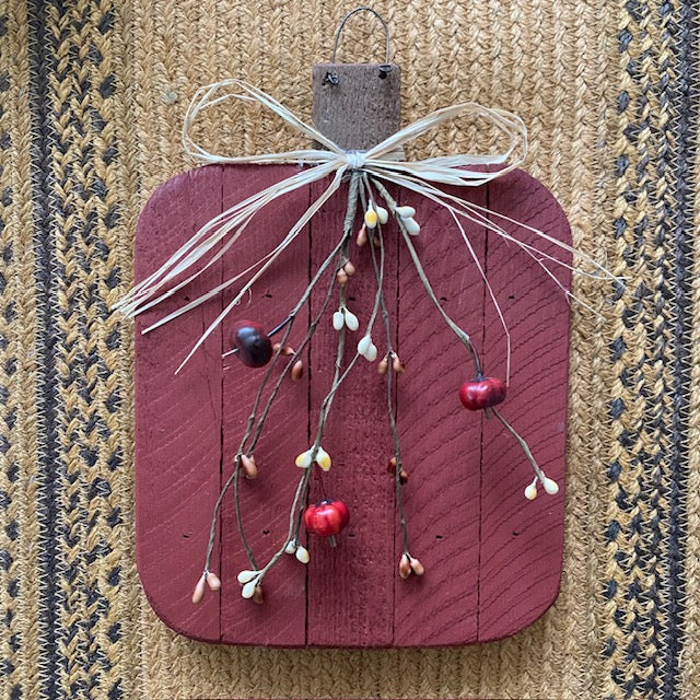Primitive Pip Berry Wood Pumpkin