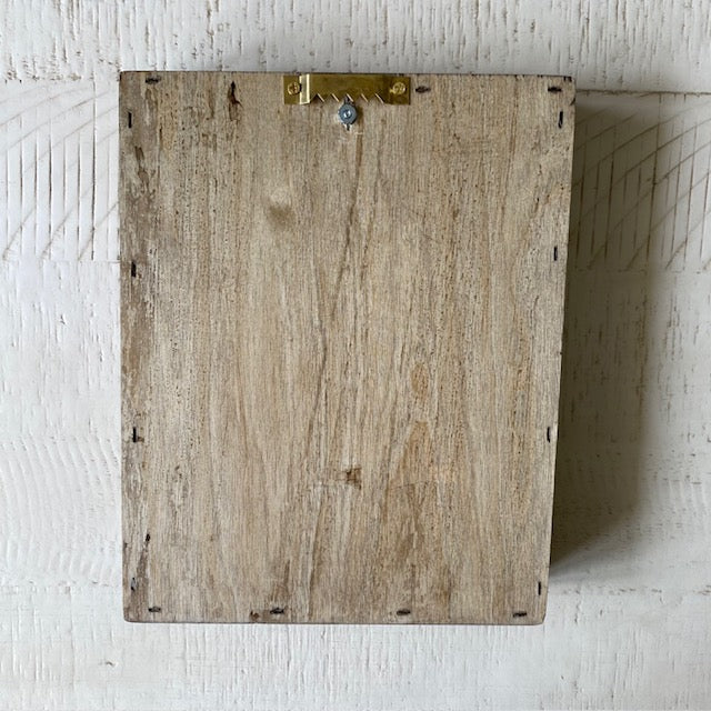 Key Holder Wood Box with Heart Hook
