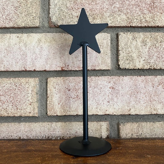 Primitive Iron Standing Star 7"