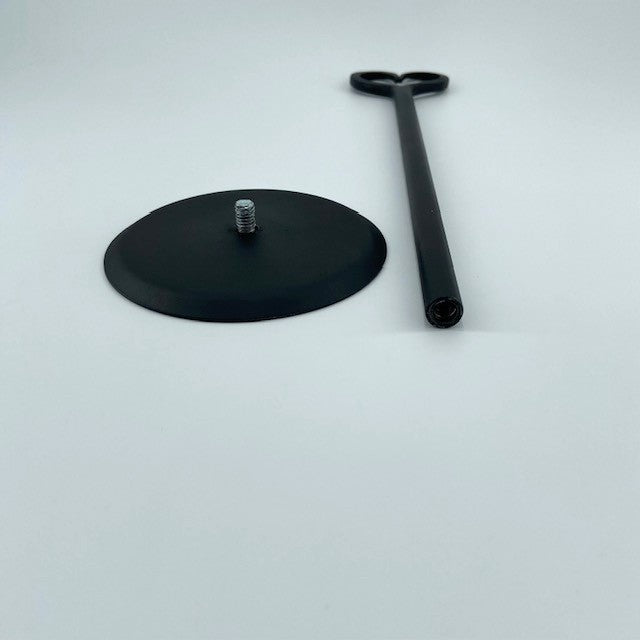 Wrought Iron Paper Towel Holder with Heart Top
